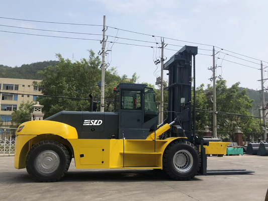 Camión elevador de contenedores de 35 toneladas con motor turbocompresor con transmisión de cambios de potencia