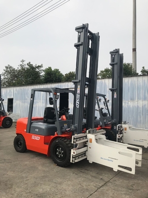 Carretilla elevadora de motor diesel CPCD40 con la abrazadera de la bala