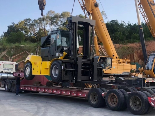 25 toneladas de carretilla elevadora resistente para manejar los envases de los 20ft en la yarda portuaria