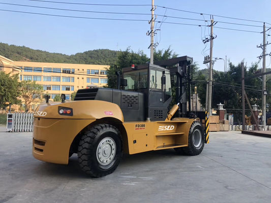 equipo gigante del palo FD300 30 Ton Heavy Lift Forklift Truck de 4000m m