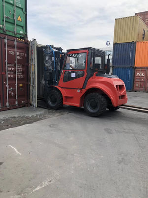 3000m m 4 soluciones de la carretilla elevadora del tracción cuatro ruedas 3.5T 3500kgs 4X4