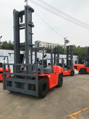 FD70 los 5m 15000 libras 7 Ton Diesel Powered Forklift por el neumático sólido