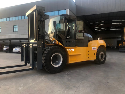 Camioneta elevadora de contenedores de 30 toneladas y 32 toneladas con soluciones de elevación