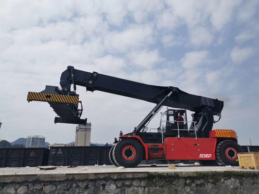 Container Reach Stacker con CUMMINS QSM11-330 Motor Nuevo Kessler L102 Eje ZF 5WG261 AUTO